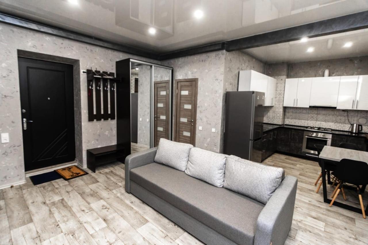 Loft Apartment On Svobody Камянске Екстериор снимка
