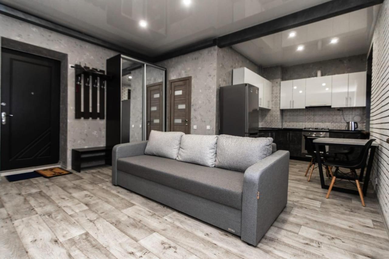 Loft Apartment On Svobody Камянске Екстериор снимка